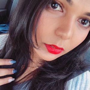 Meet your Posher, Sonia